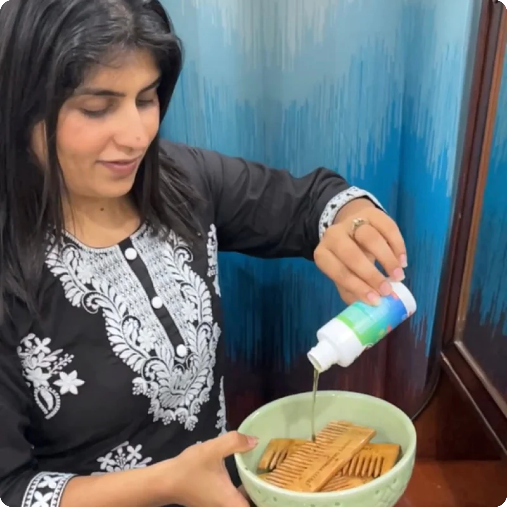 Hair Growth Combo with Hair Oil, Shampoo, Conditioner and Scalp Scrub & Free Neem Comb - grandmaasecret.net