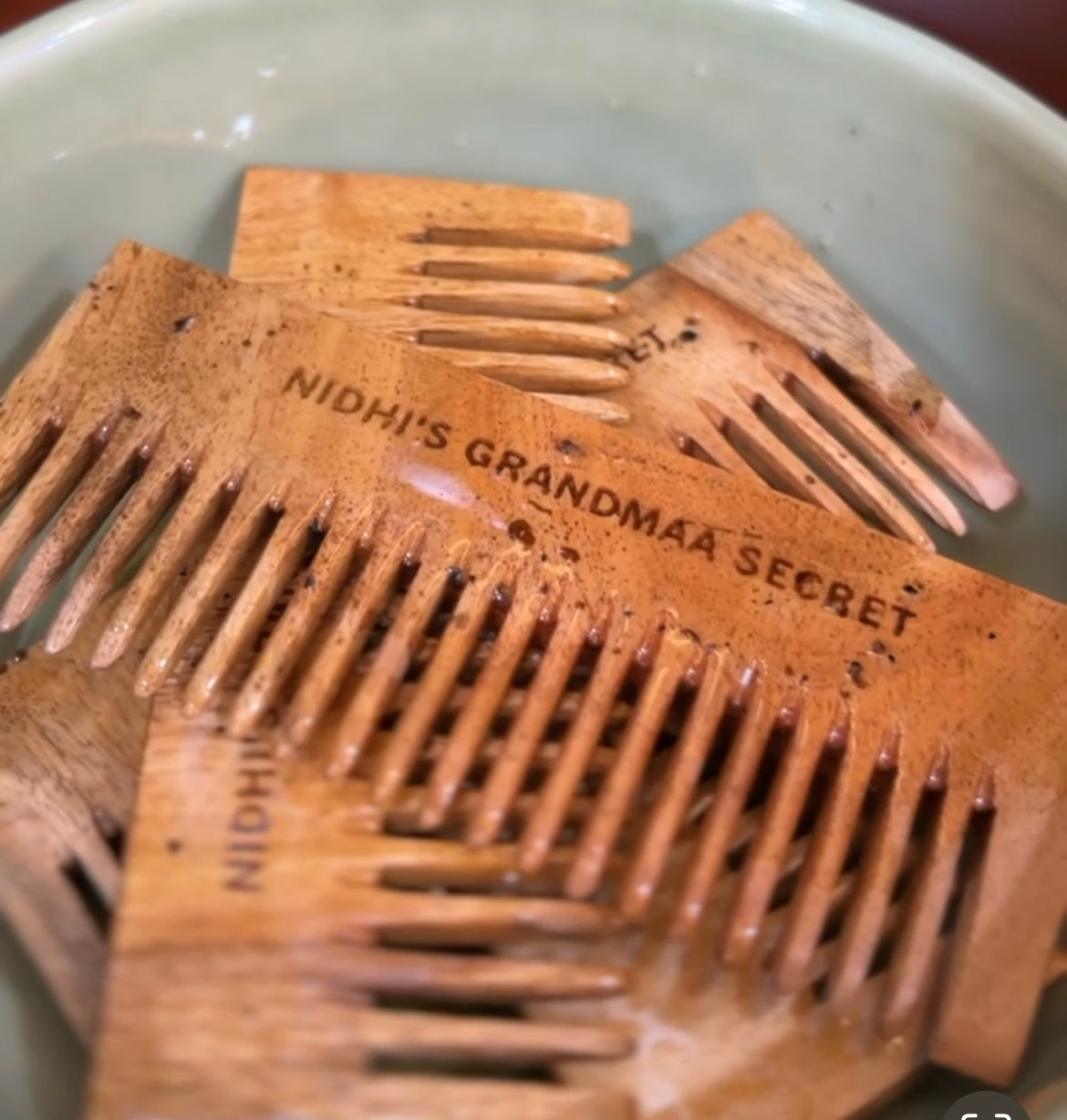 Hair Oil with Neem Comb - Natural Hair Care Combo - grandmaasecret.com